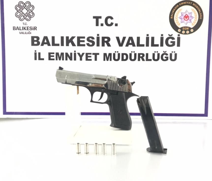 İl Geneli 19 Aranan Şahıs Yakalandı ve 6 Şahıs Tutuklandı