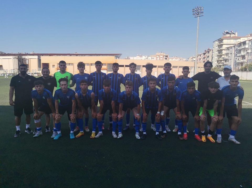 Büyükşehir U16 Takımı Finale Çıkmaya Hak Kazandı