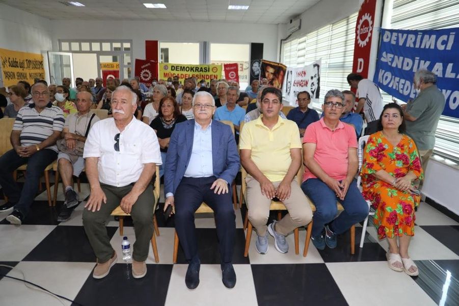 DİSK EMEKLİ-SEN Burhaniye Şubesi 2. Olağan kongresi gerçekleştirildi.