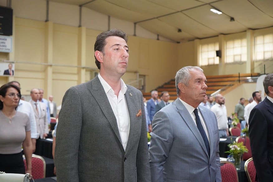 Başkan Tosun Büyükşehir Belediyesi Meclis Toplantısında