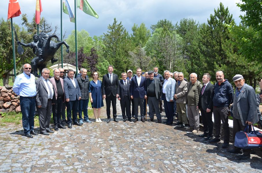 Ahmet Akın Kıbrıscık İlçesinde