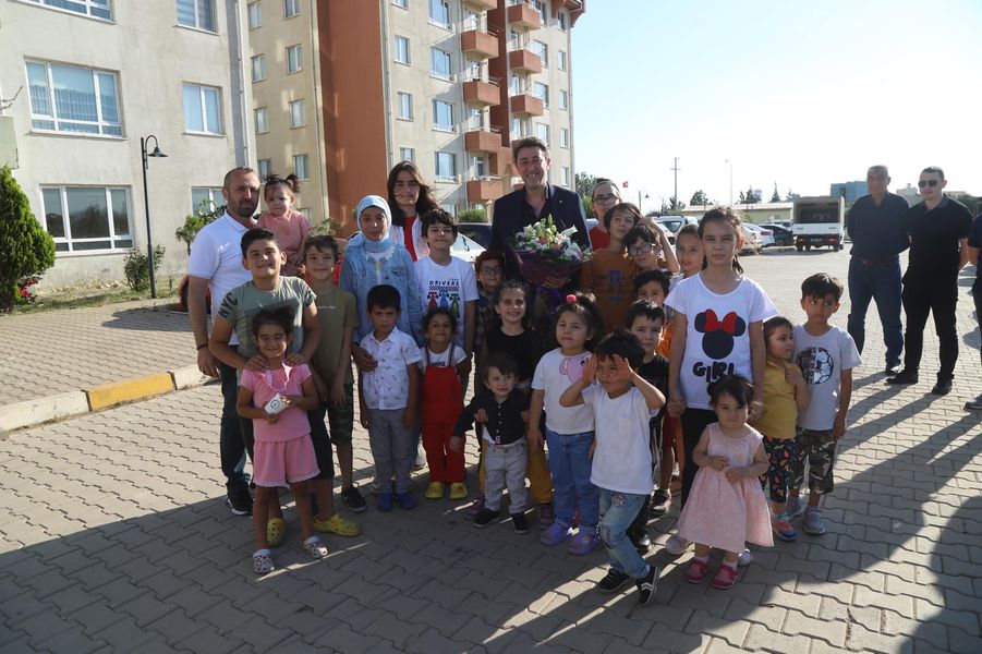 BELEDİYE BAŞKANI TOLGA TOSUN, BANDIRMA ADALET BAKANLIĞI LOJMANLARININ DAVETİNE KATILDI