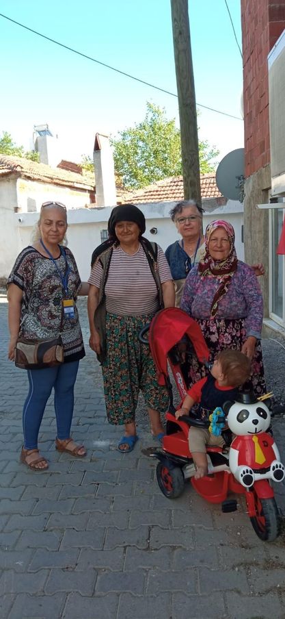 İYİ’LER ÇALMADIK KAPI BIRAKMIYORLAR