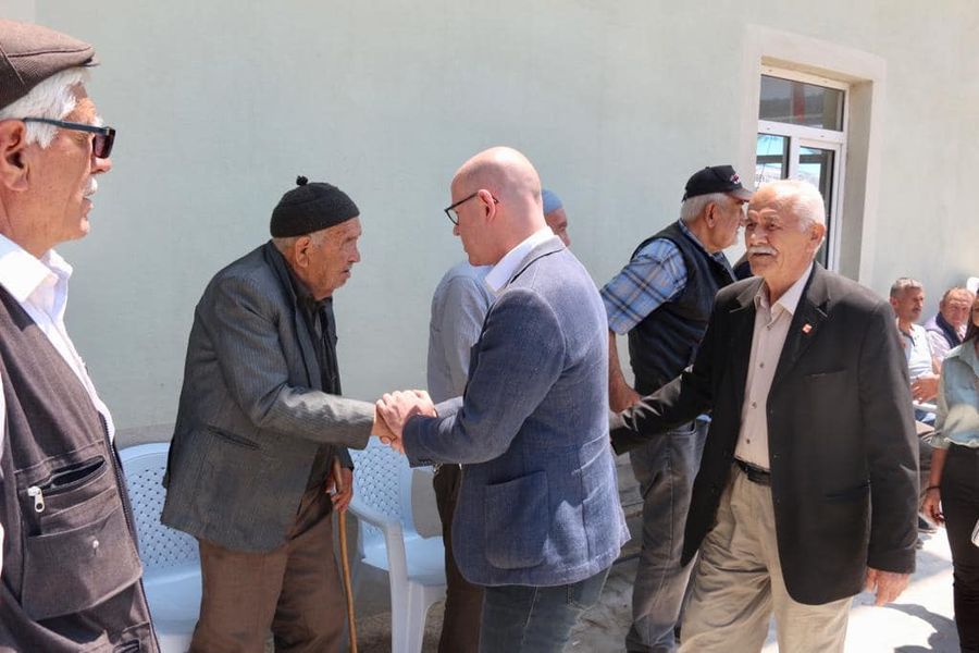 Başkan Sarı Dursunbey’ de Hayra Katıldı