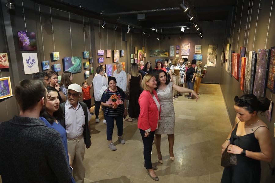 Maviden Öte Resim Sergisi