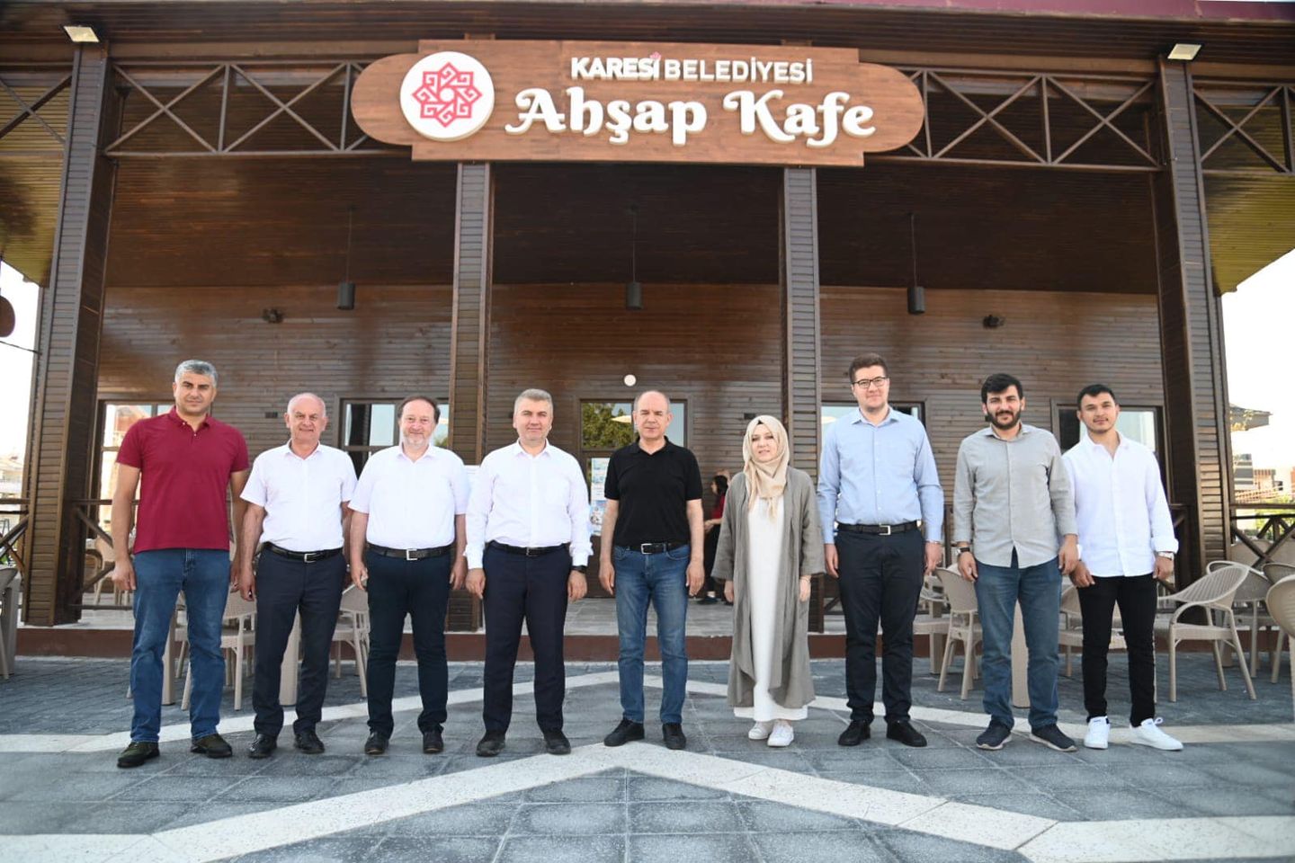 Vekil Mustafa Canbey’ den Karesi Belediye Başkanına Ziyaret