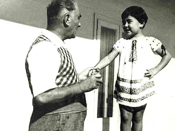 Açtığın YOLDA, gösterdiğin HEDEFE, Durmadan YÜRÜYECEĞİZ.