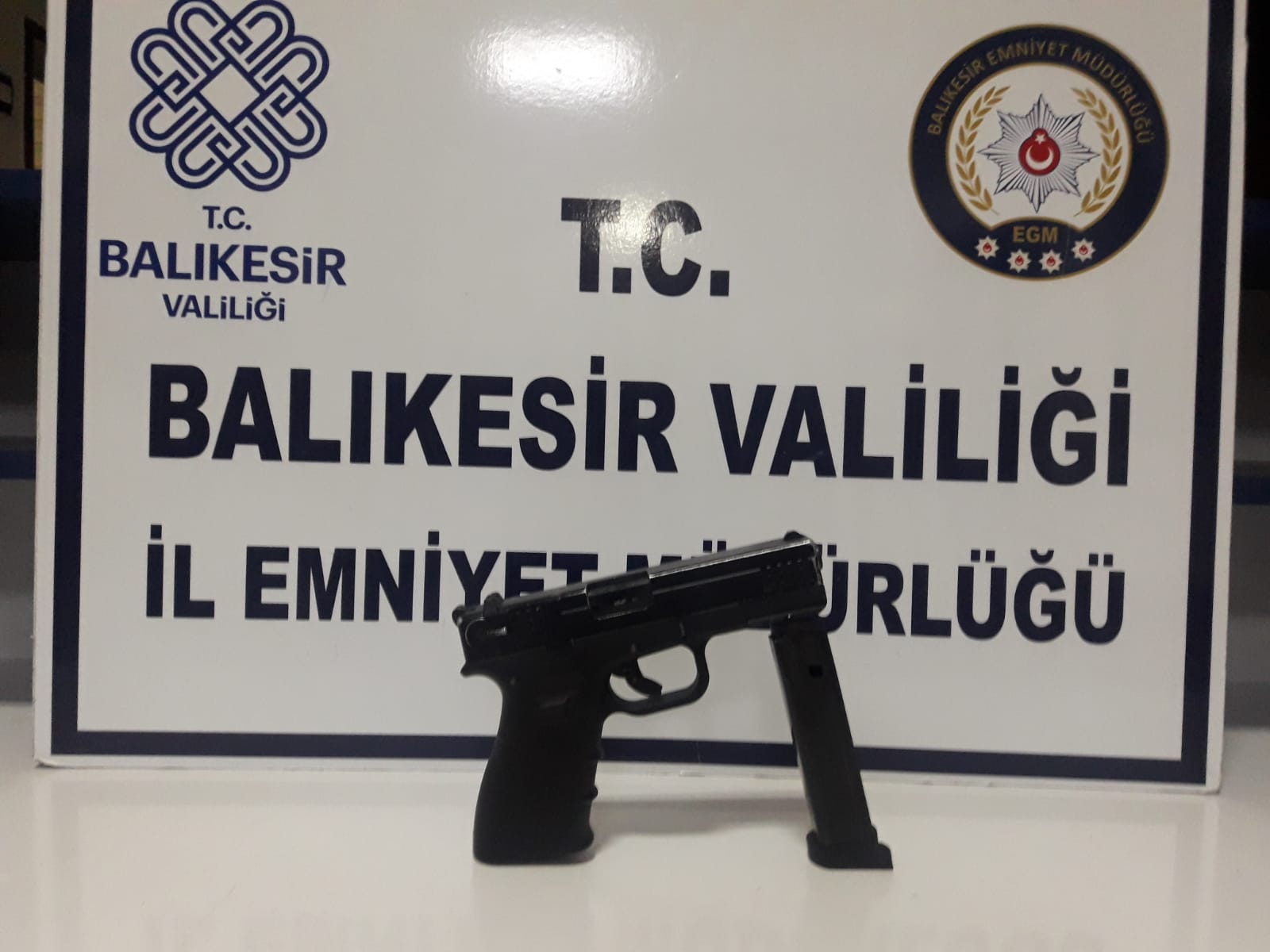 28 Aranan Şahıs Yakalandı, 10 Şahıs Tutuklandı