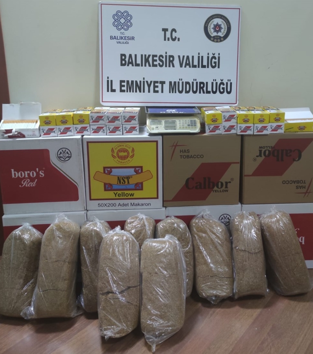 Polisten Tütün Kaçakçılığı Operasyonu