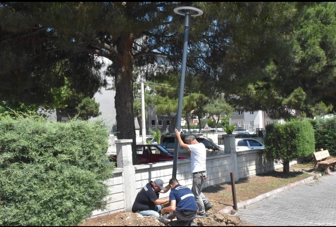 Kadıköy Parkı Artık Daha Aydınlık