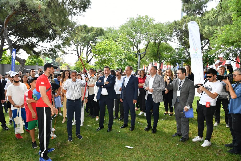 Sosyal ve Kültürel Bütünleşme Projesiyle Yaz Şenliği