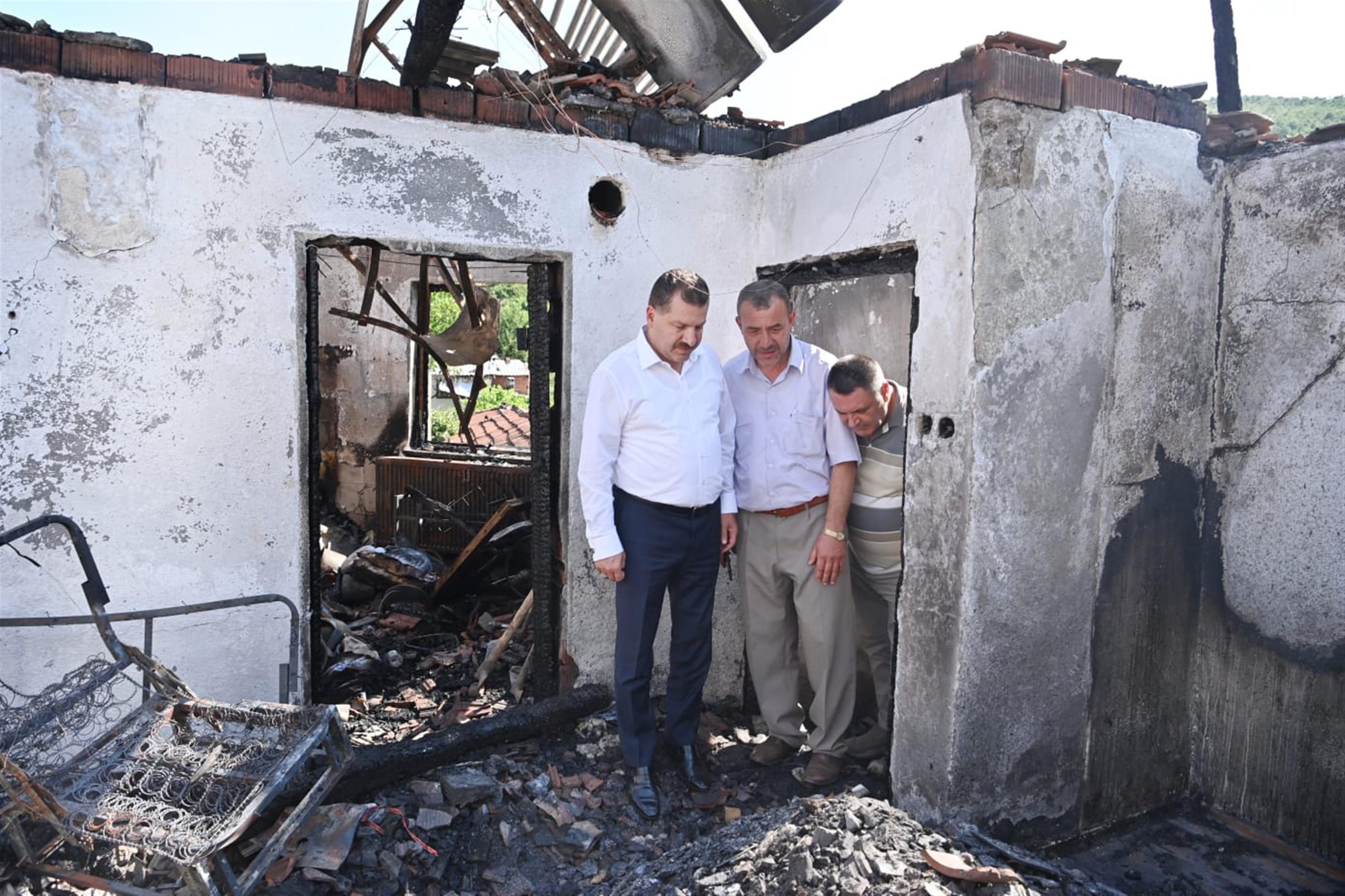 Şehit Babasına Yeni Ev Sözü Verdi