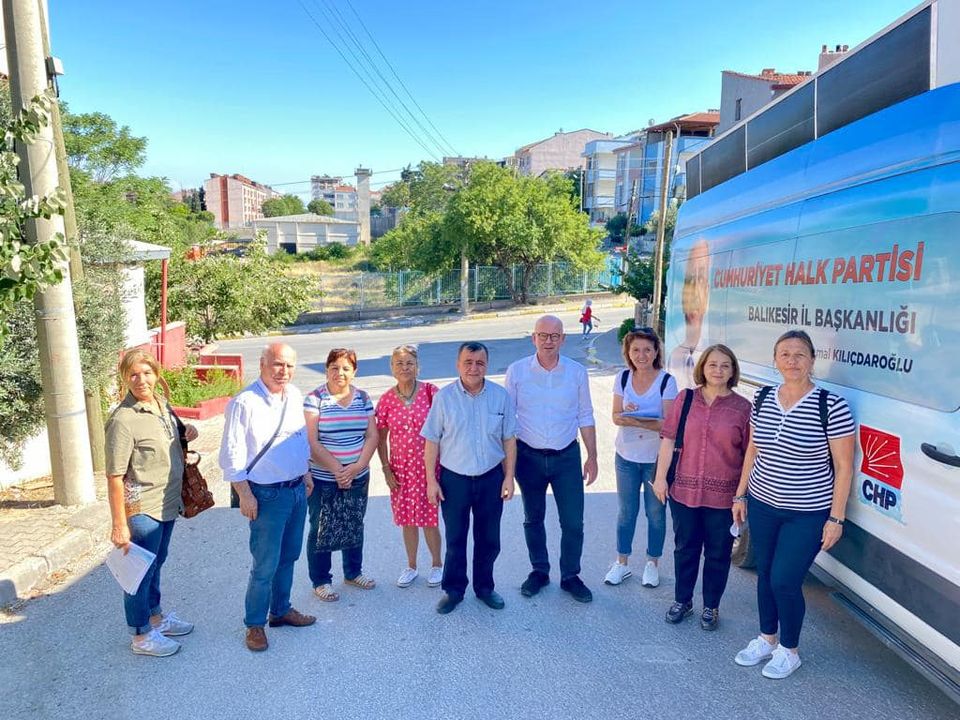 Balıkesir CHP İl Örgütü Mahalle Ziyaretinde
