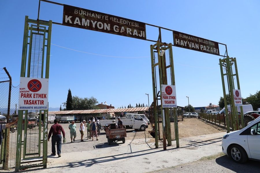 Burhaniye Bayrama Hazır