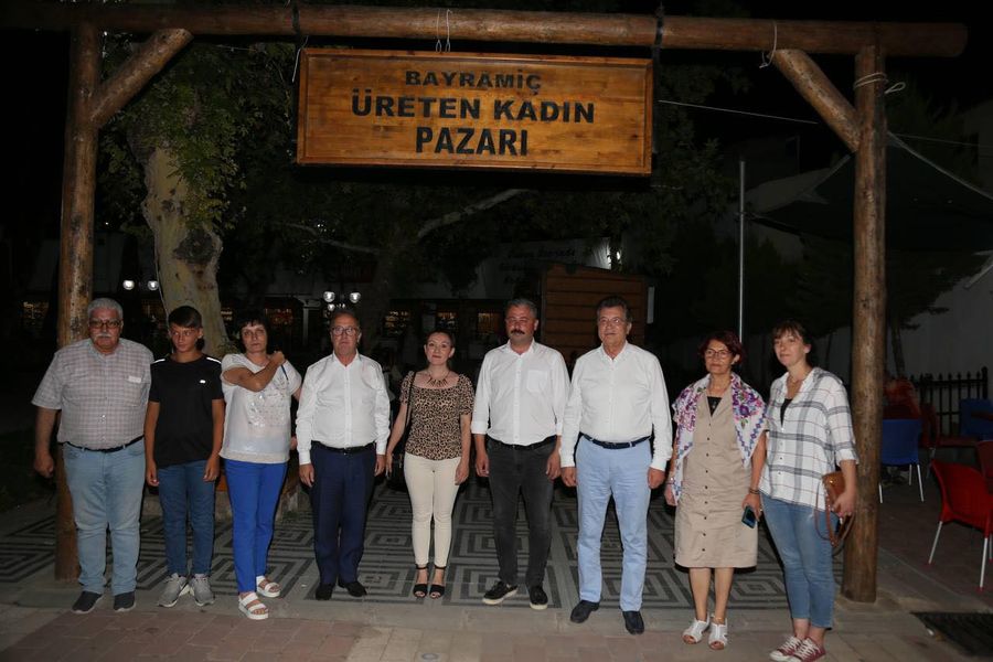 Başkan Arslan Üreten Kadın Pazarında