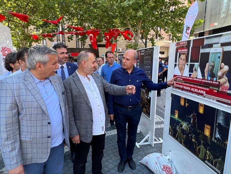 Vatan Uğruna Fotoğraf Sergisi