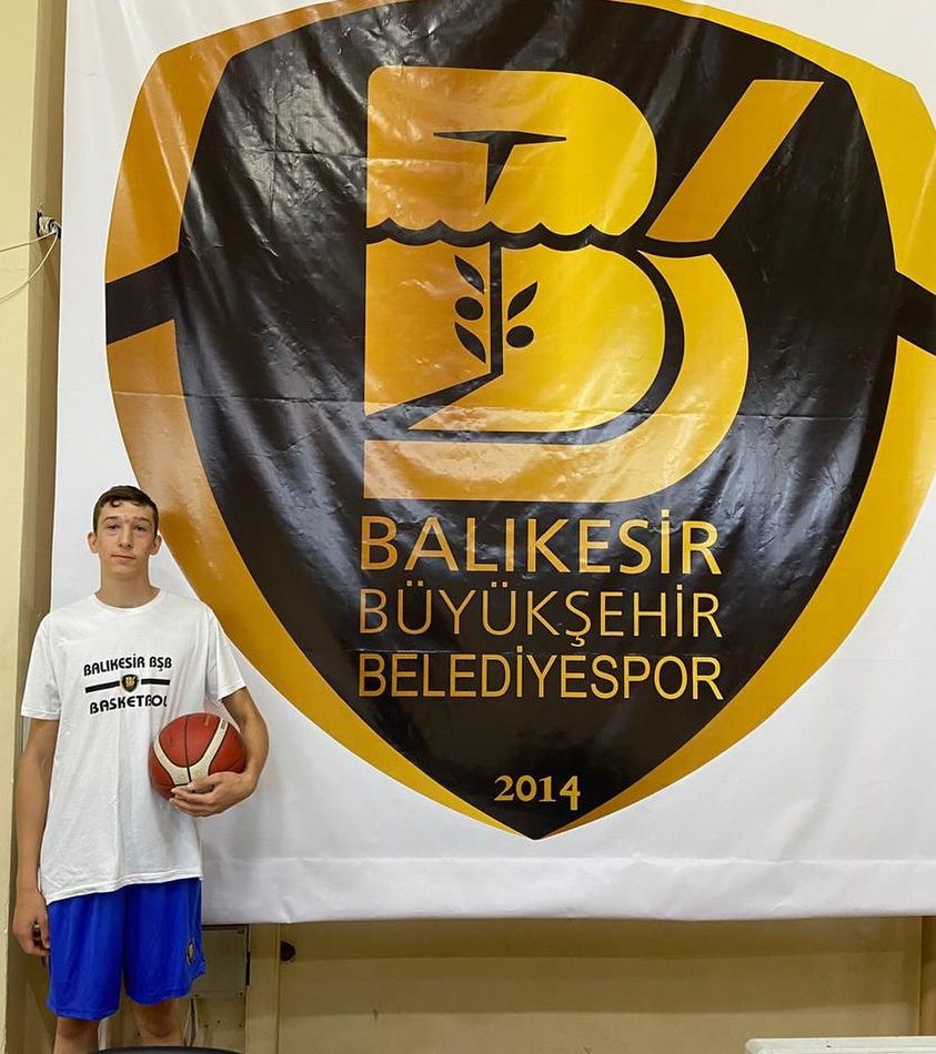 Balıkesir’ in 15 yaşındaki Milli Gururu