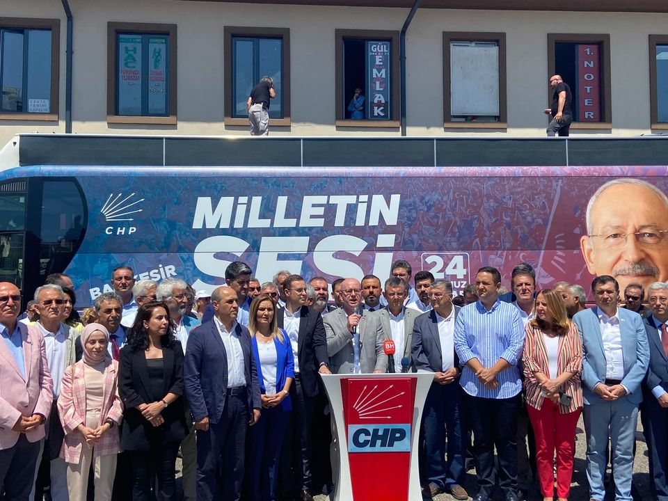 Ali Hikmet Paşa Meydanında Basın Açıklaması