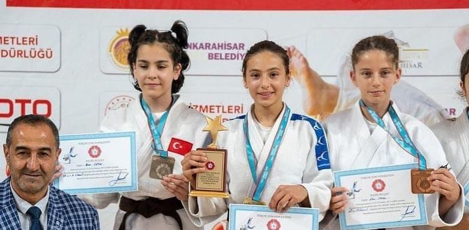 Türkiye 2, cisi Oldu