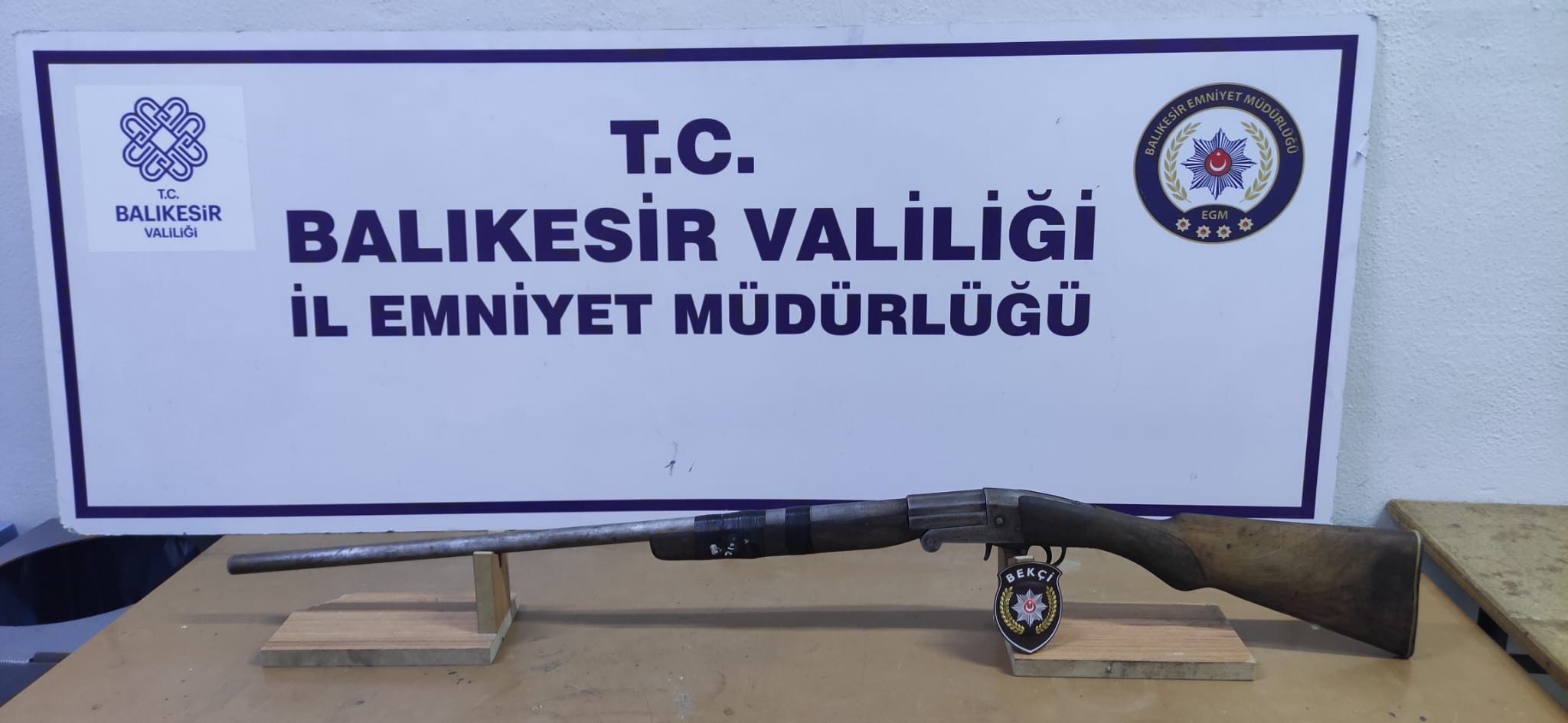 18 Aranan Şahıs Yakalandı ve 4 Şahıs Tutuklandı