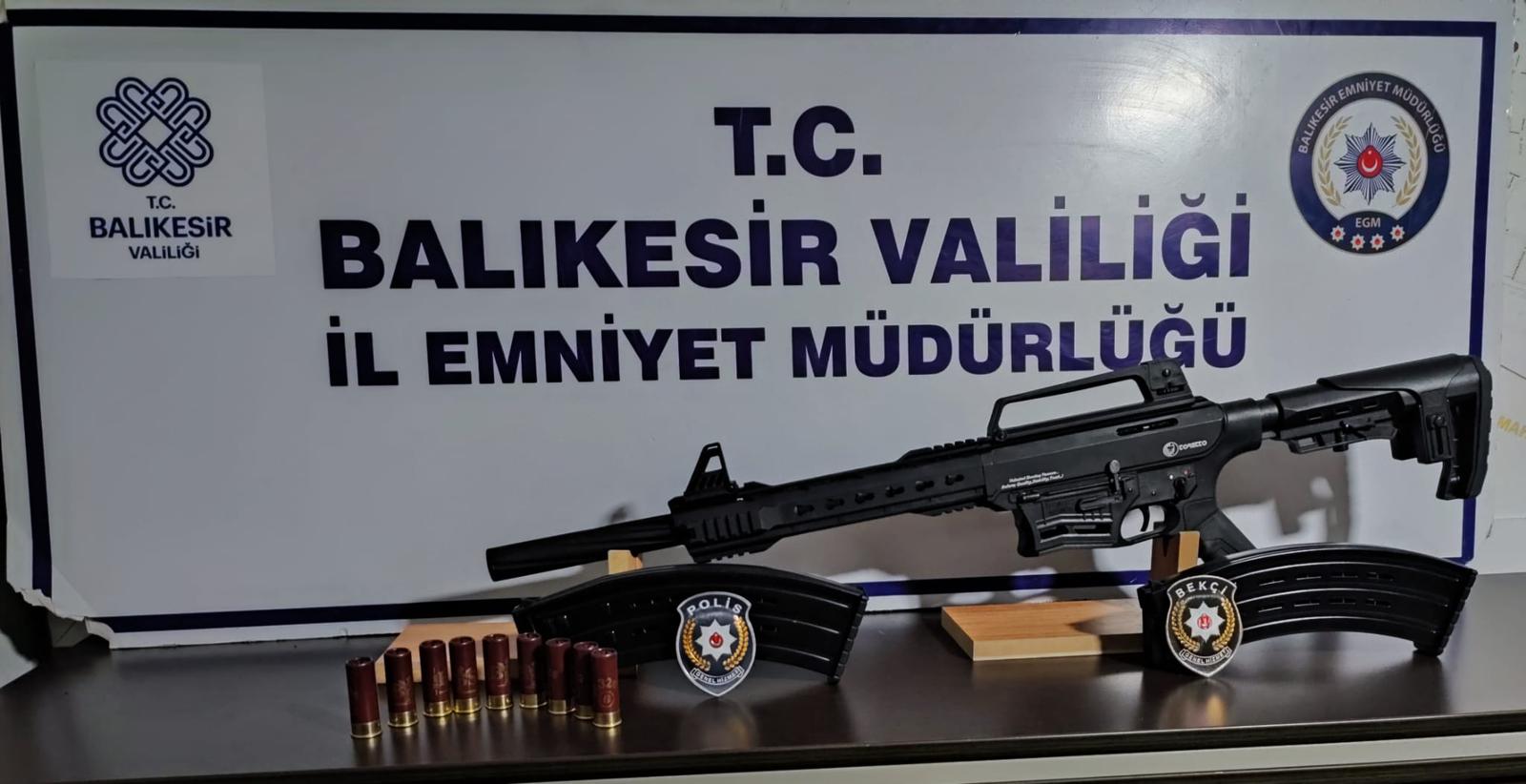 25 Aranan Şahıs Yakalandı ve 7 Şahıs Tutuklandı