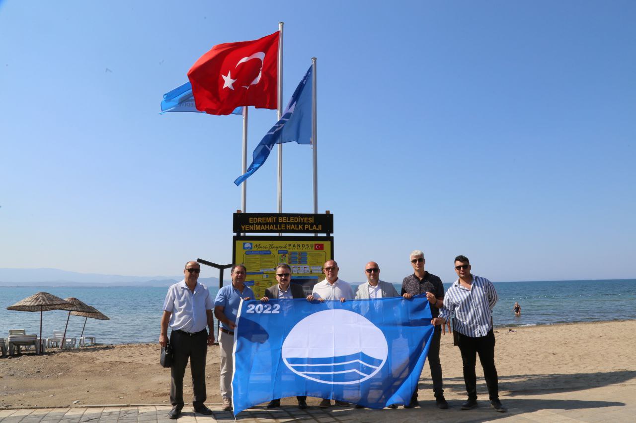 Akçay Yeni Mahalle Plajı’na Mavi Bayrak..