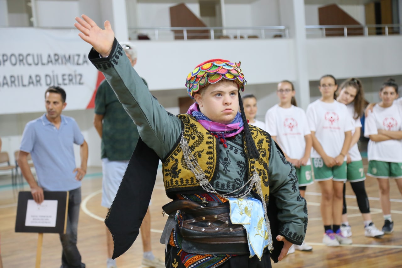 Edremit, Özel Olimpiyatlara ev sahipliği yaptı