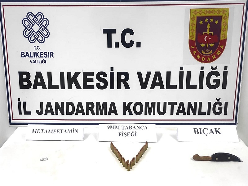 İl Jandarma’ dan Uyuşturucu Operasyonu