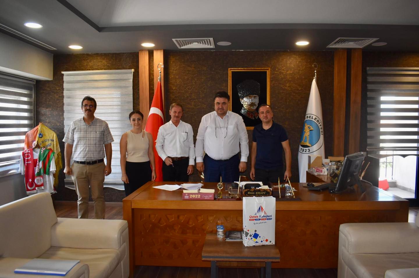 Havran Belediyesi İle Üstek Koleji Arasında Protokol İmzalandı