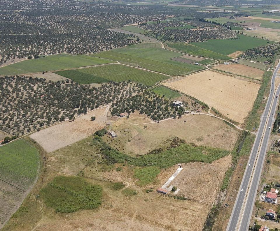 Tarım Arazilerinin Parselleyip Satılmasını Engelliyoruz