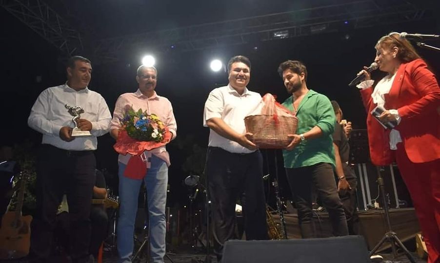 Yusuf Güney Havran’ da Gençlerle Buluştu