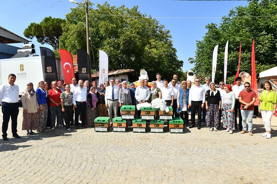 Balıkesir’in Kadınları Arı Gibi