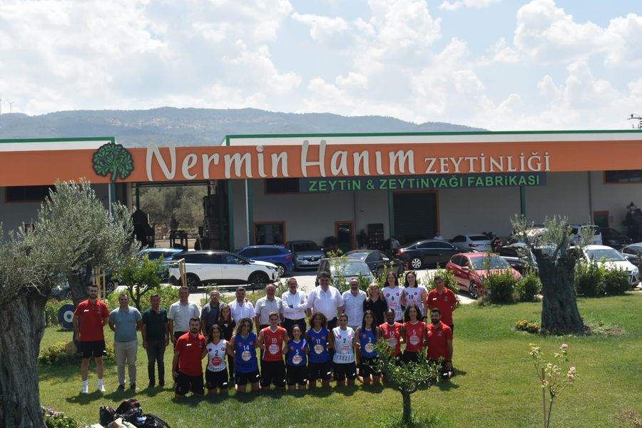 Voleybolcu Sporcularla Toplu Sözleşme İmzalandı