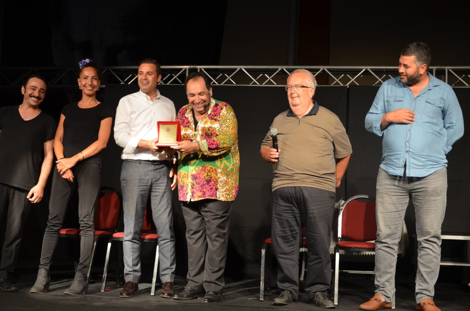 Gömeç İlçesinde Kültür Ve Sanat Etkinlikleri Tam Not Aldı