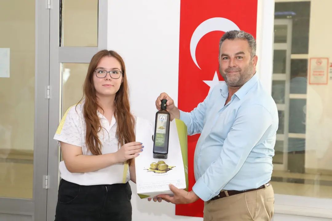 Burhaniye İlçesinde Satranç Turnuvası tamamlandı.