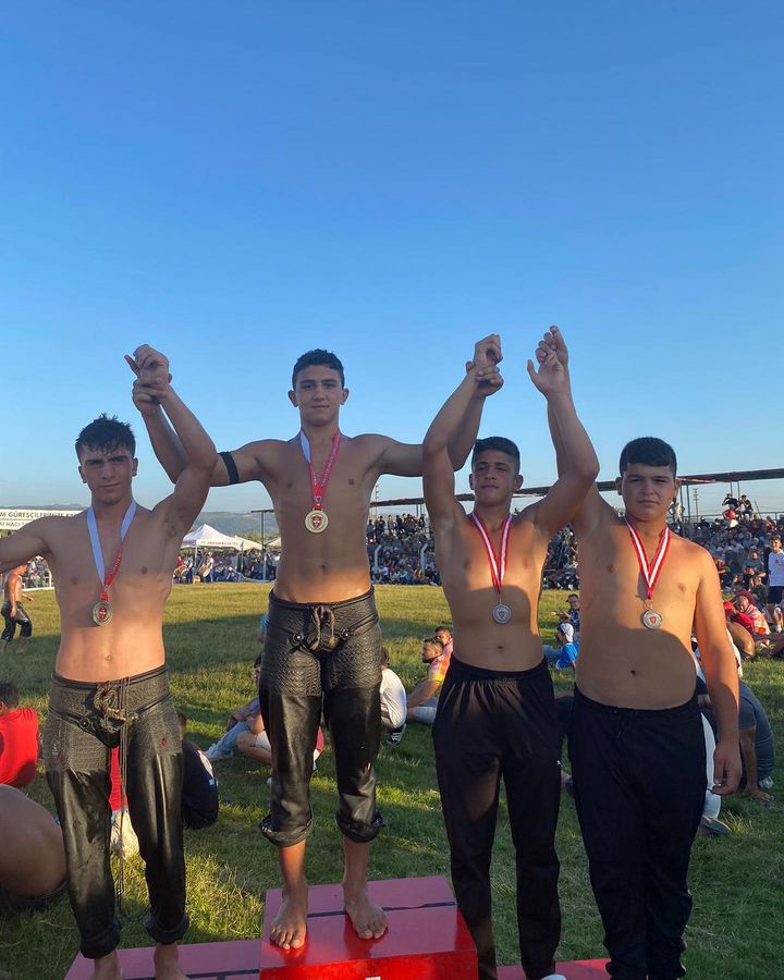 Akhisar Çağlak Festivali Yağlı Güreşleri