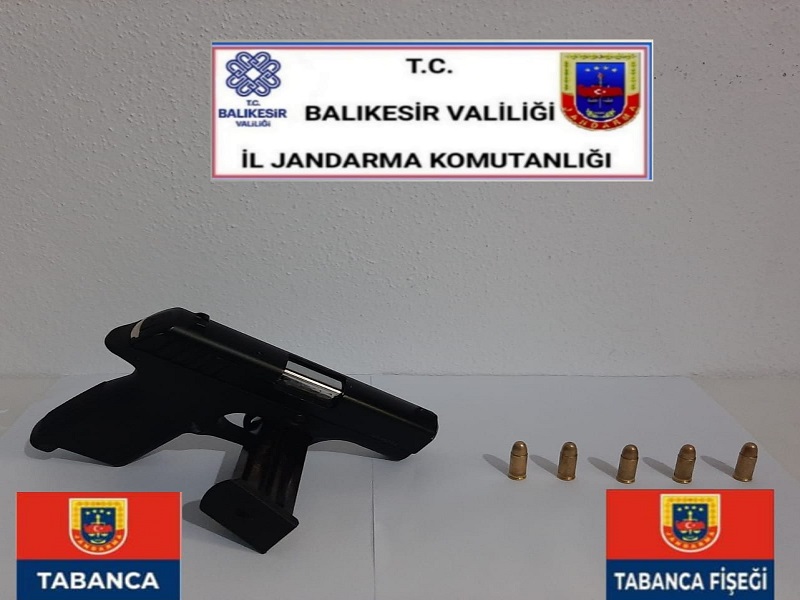 Balıkesir’ de 24 Aranan Şahıs Yakalandı