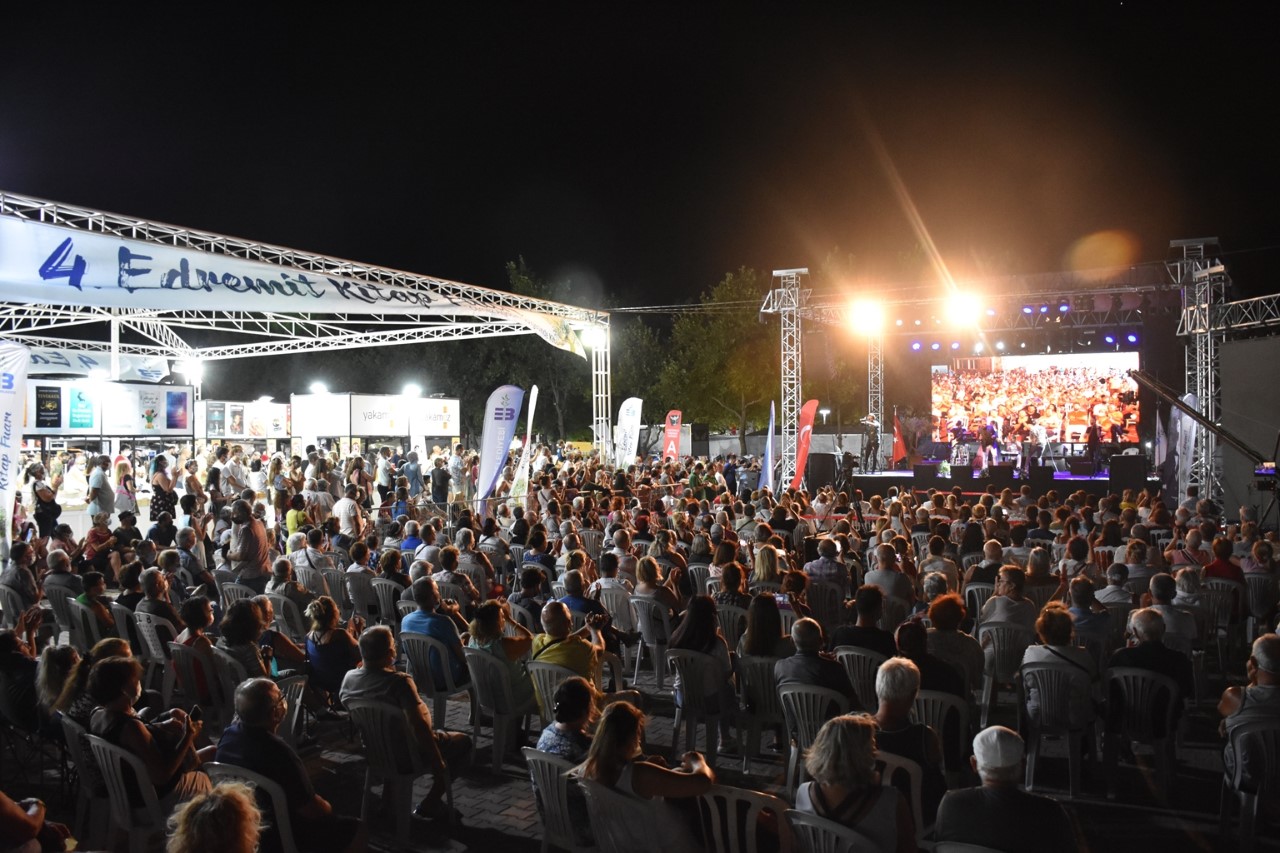 5. Edremit Kitap Fuarı Cumartesi Başlıyor