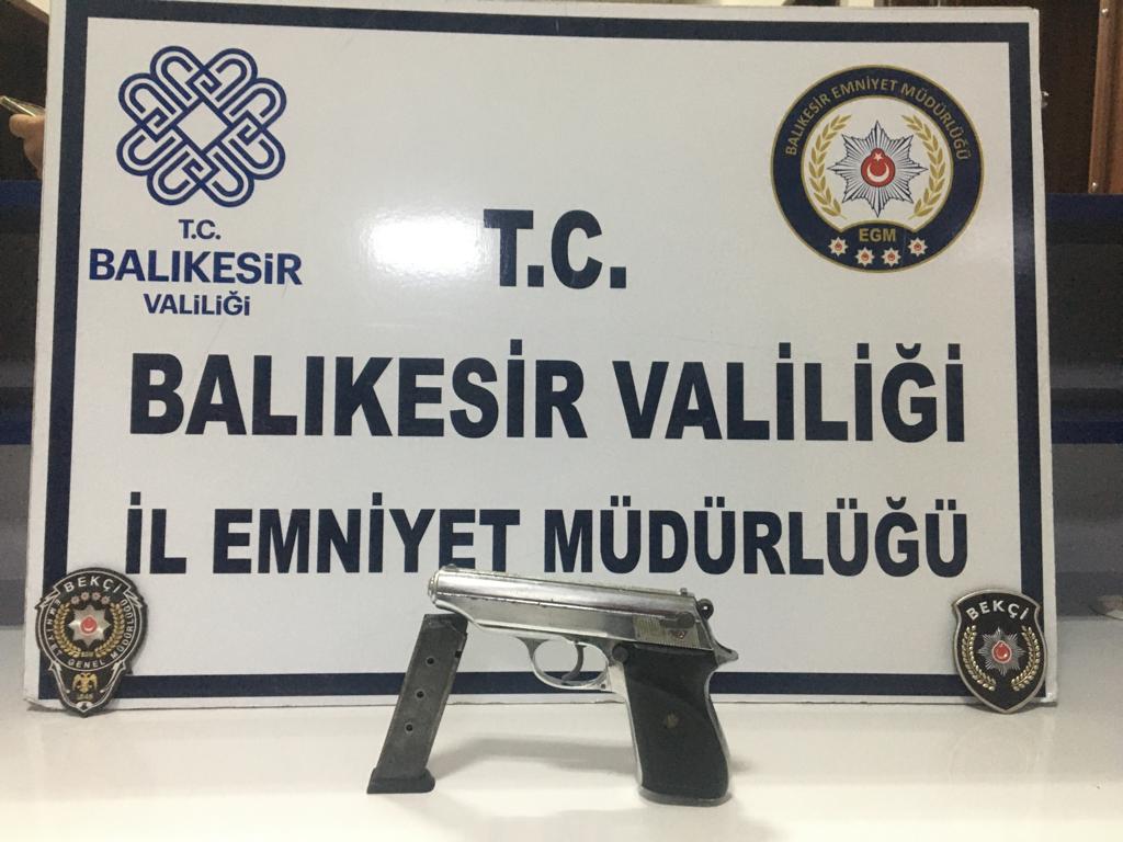Polis İl Genelinde 97 Şahıs Yakaladı ve 33 Şahıs Tutuklandı