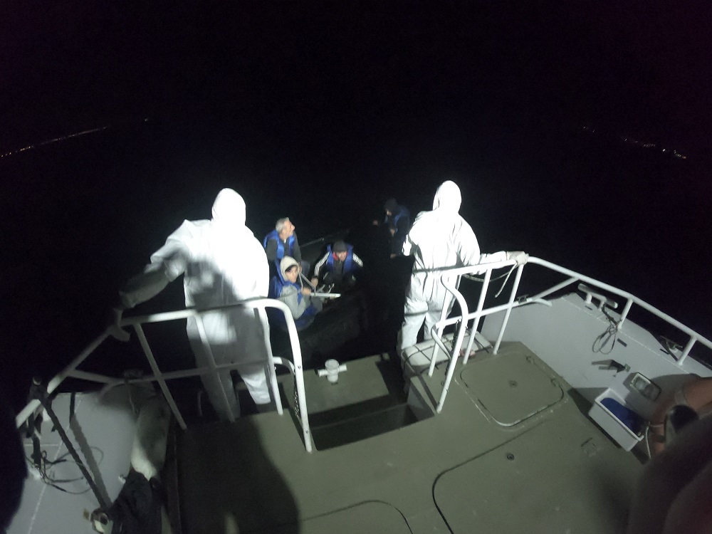 Ayvalık Açıklarında 3 Göçmen Kurtarıldı.