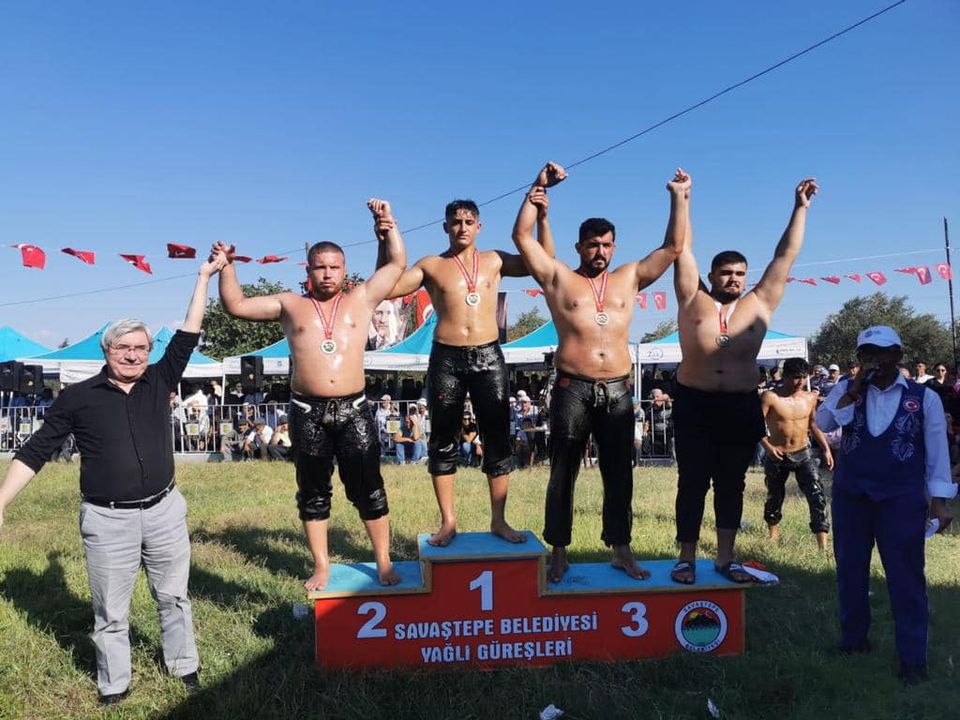 Savaştepe 7. Yağlı Pehlivan Güreşlerine Katılım Sağladı.