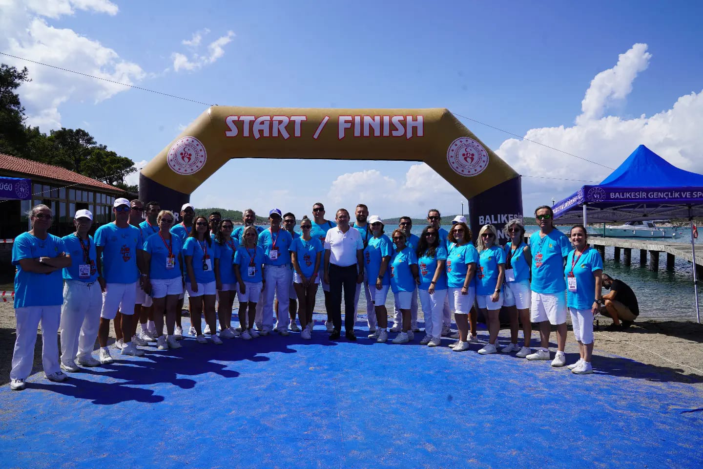 Ayvalık’ ta Açık Su Yüzme Yarışması