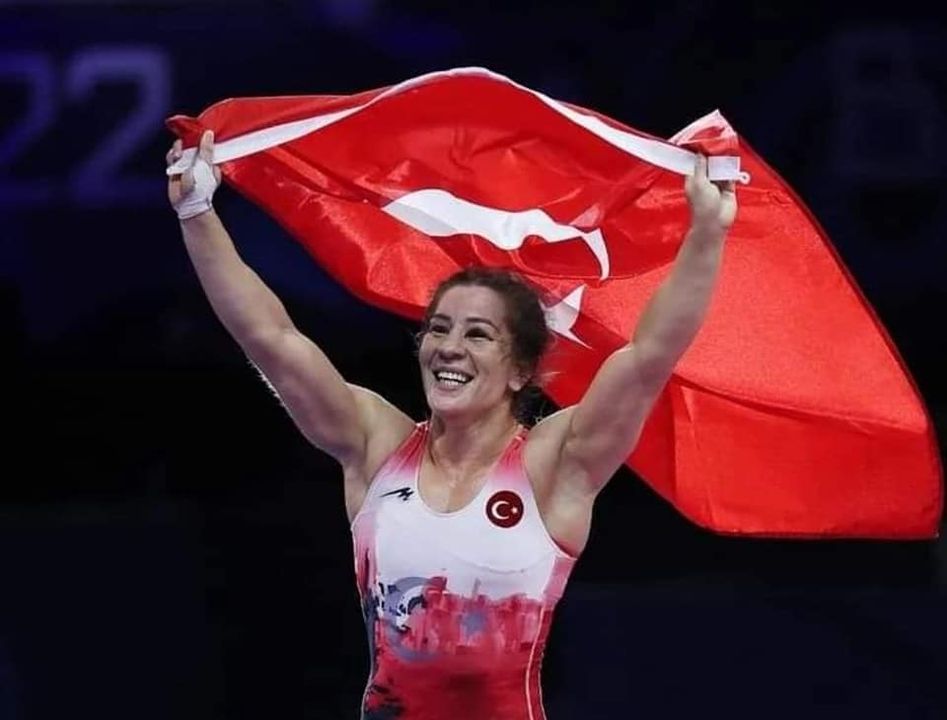 Yasemin 2. kez Dünya Şampiyonu Oldu