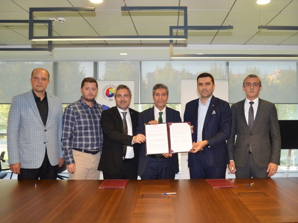 Ticaret Odasından Öğrencilere Burs Desteği