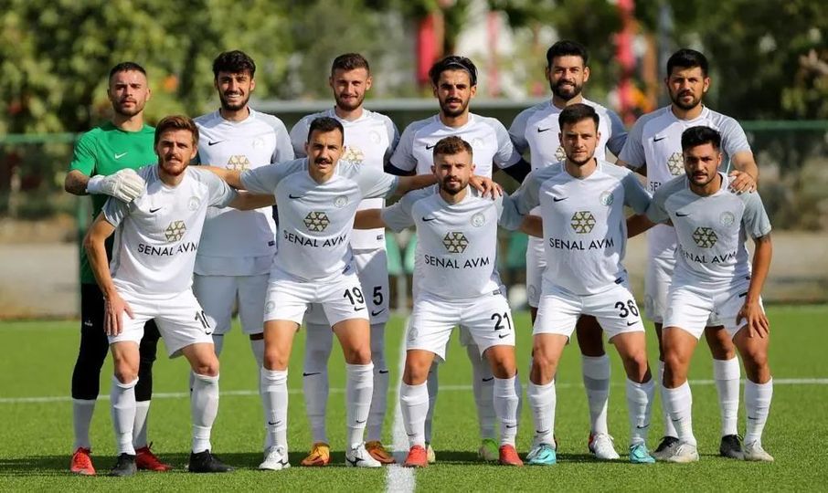Burhaniye Belediyespor Hazırlık Maçında Şov Yaptı
