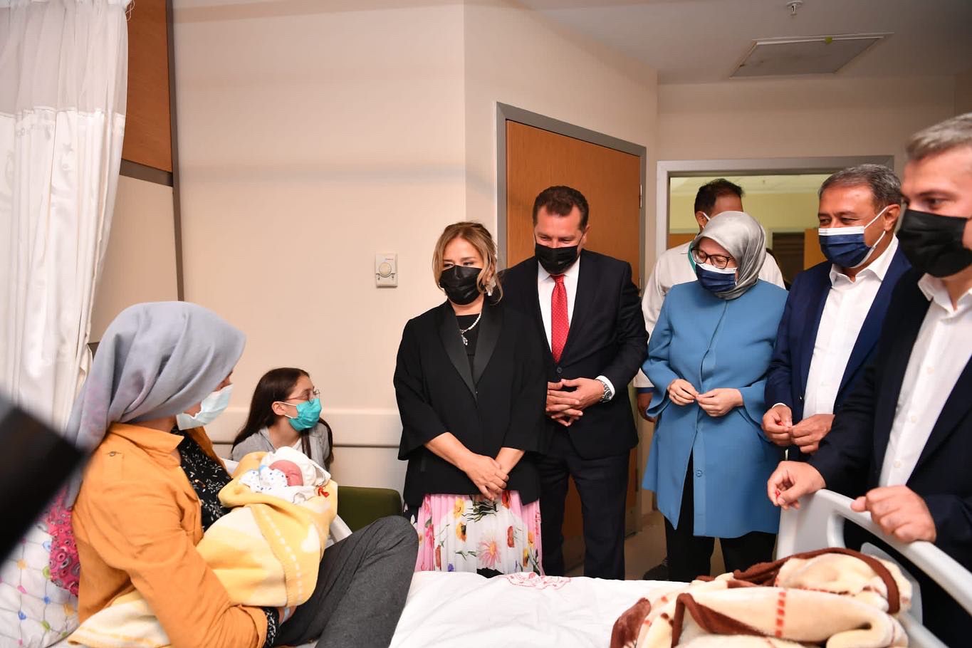 Gözlerini Kurtuluş Gününde Açtılar