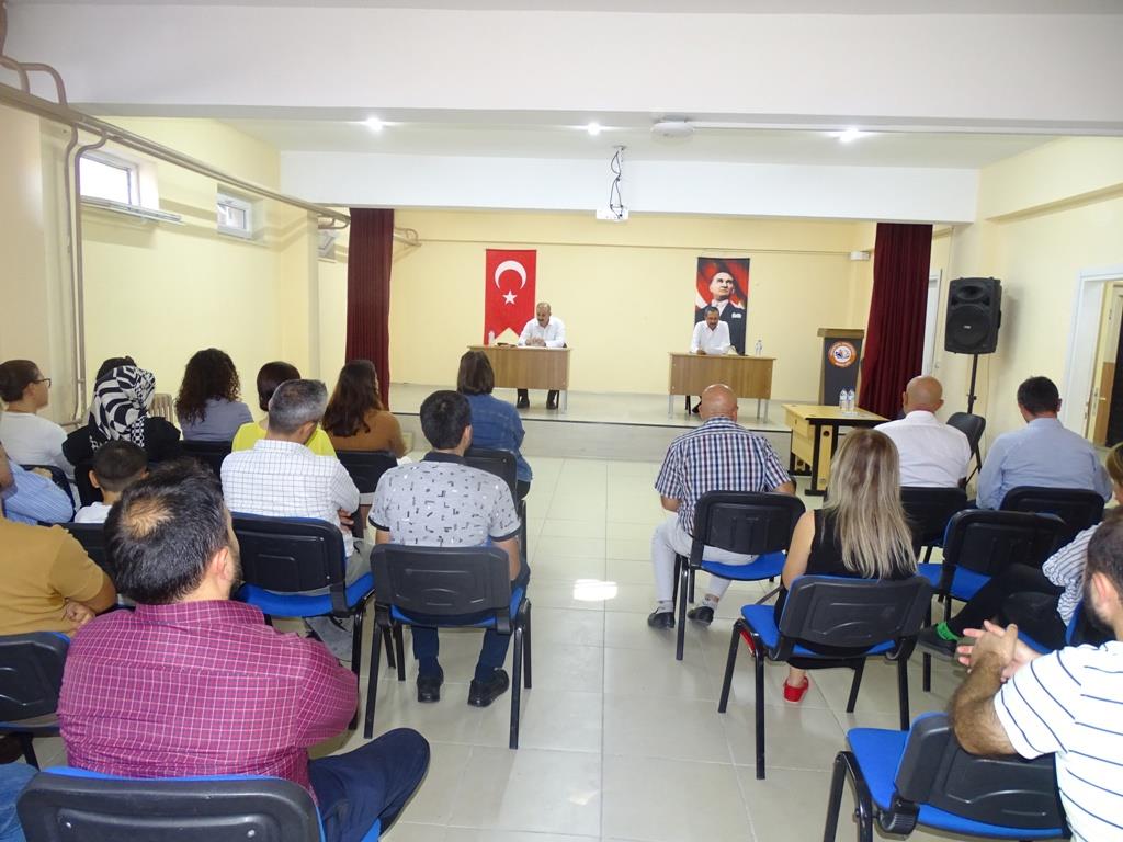 Okul İdarecileri ile Okulların İlk Haftası Değerlendirildi.