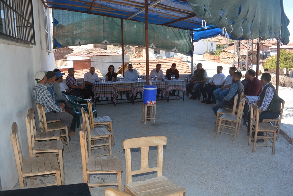 Kırsal Kesimlerde Halk Toplantılarına Devam Ediyor