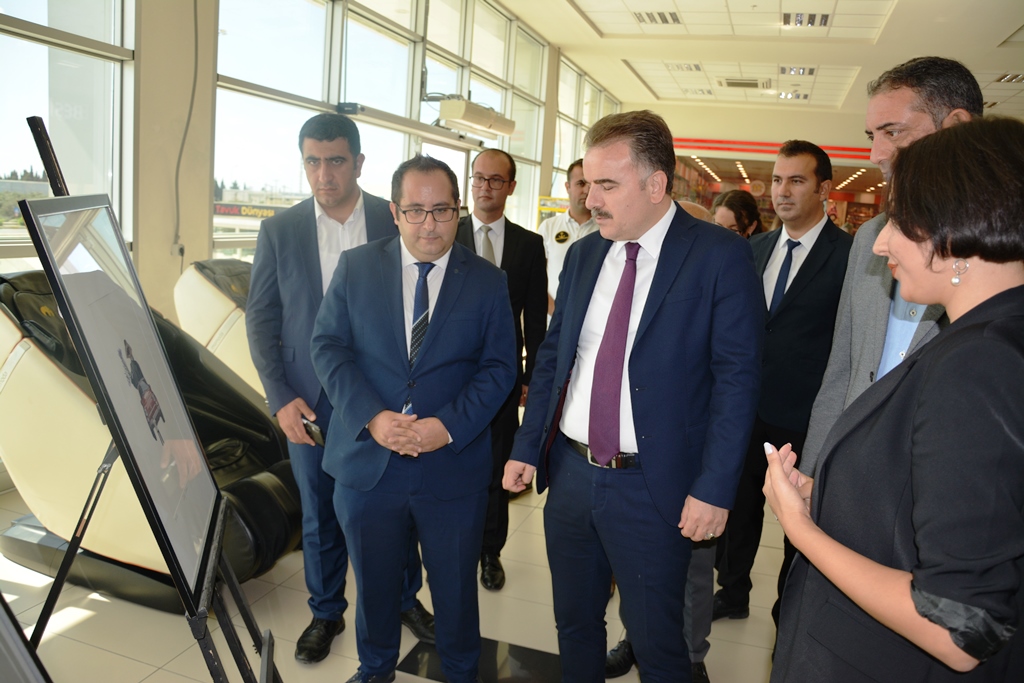 Umuda Kapı Açıyorum, Hayata Tutunuyorum Sergisi