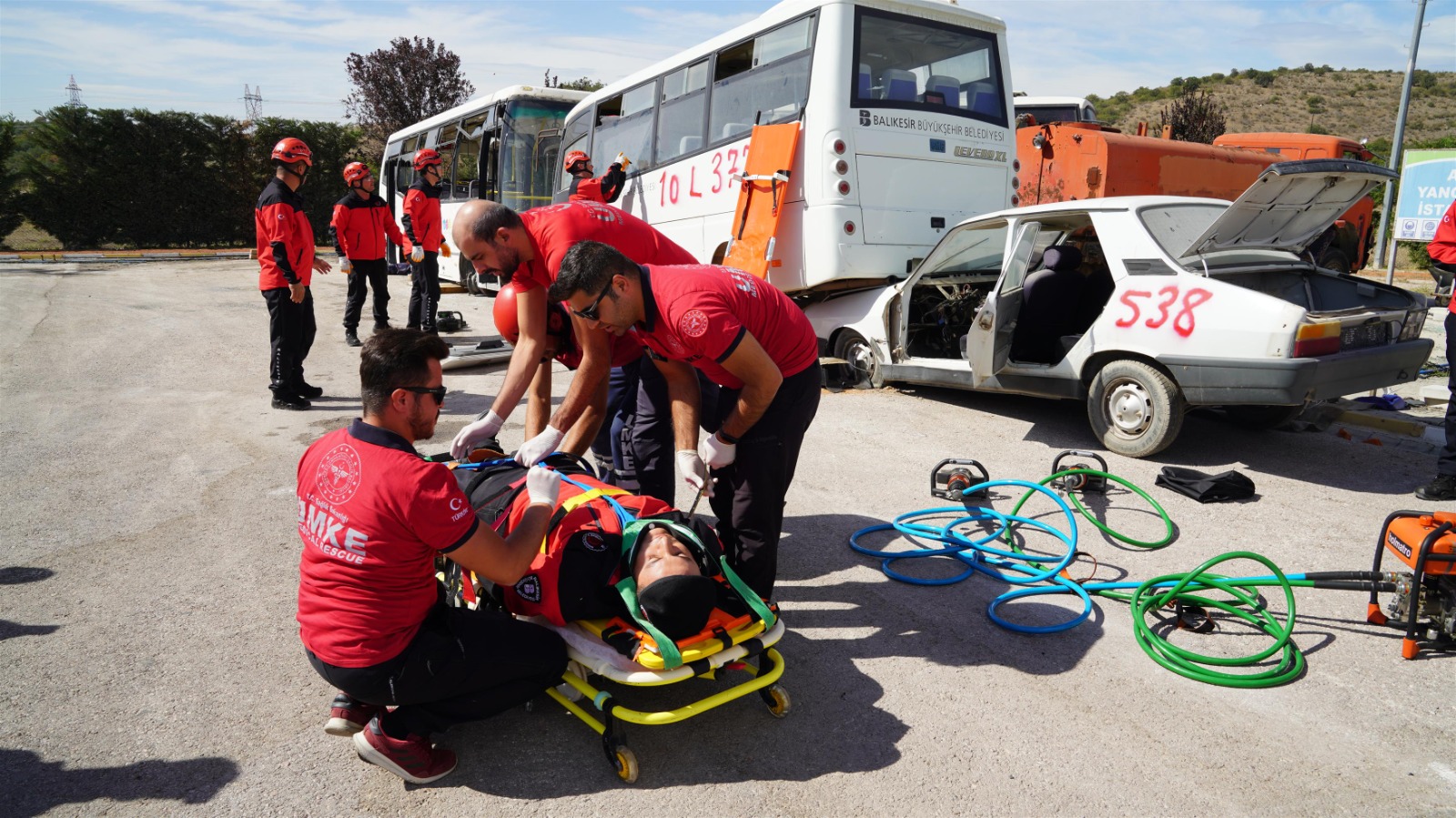 Balıkesir İtfaiyesinden Nefes Kesen Tatbikat